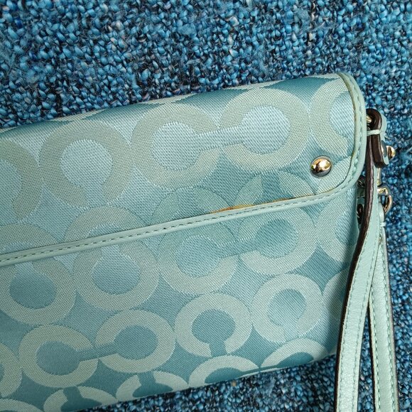 Coach Clutch, Blue, Kristen Signature OP Art Wristlet - Picture 10 of 14